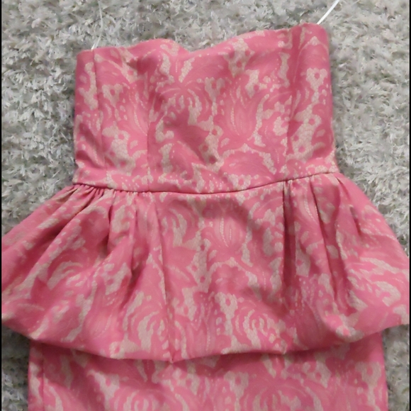 Zara peplum dress - Picture 2 of 4